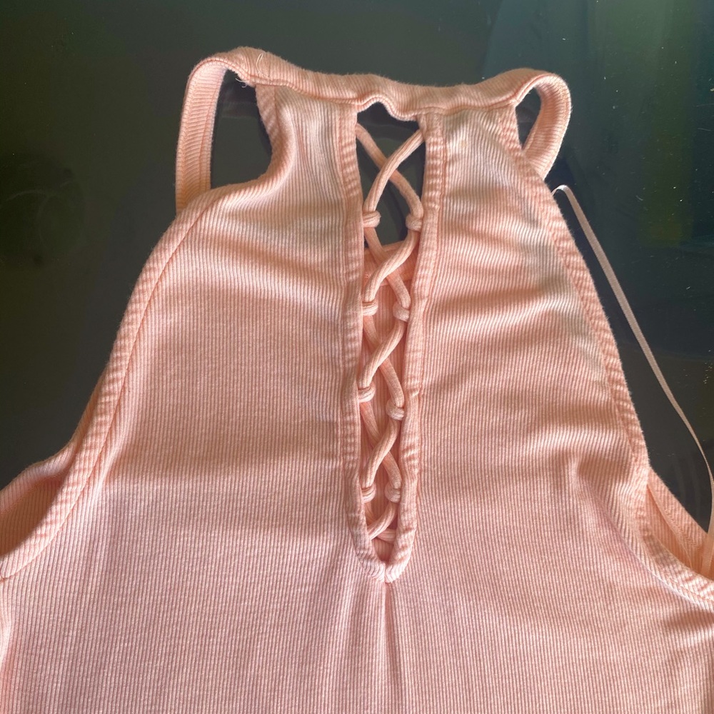 Guess peach tank top nwot